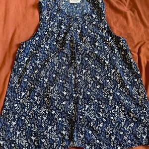 Studio B by Bobeau Navy Floral Sleeveless Blouse, L